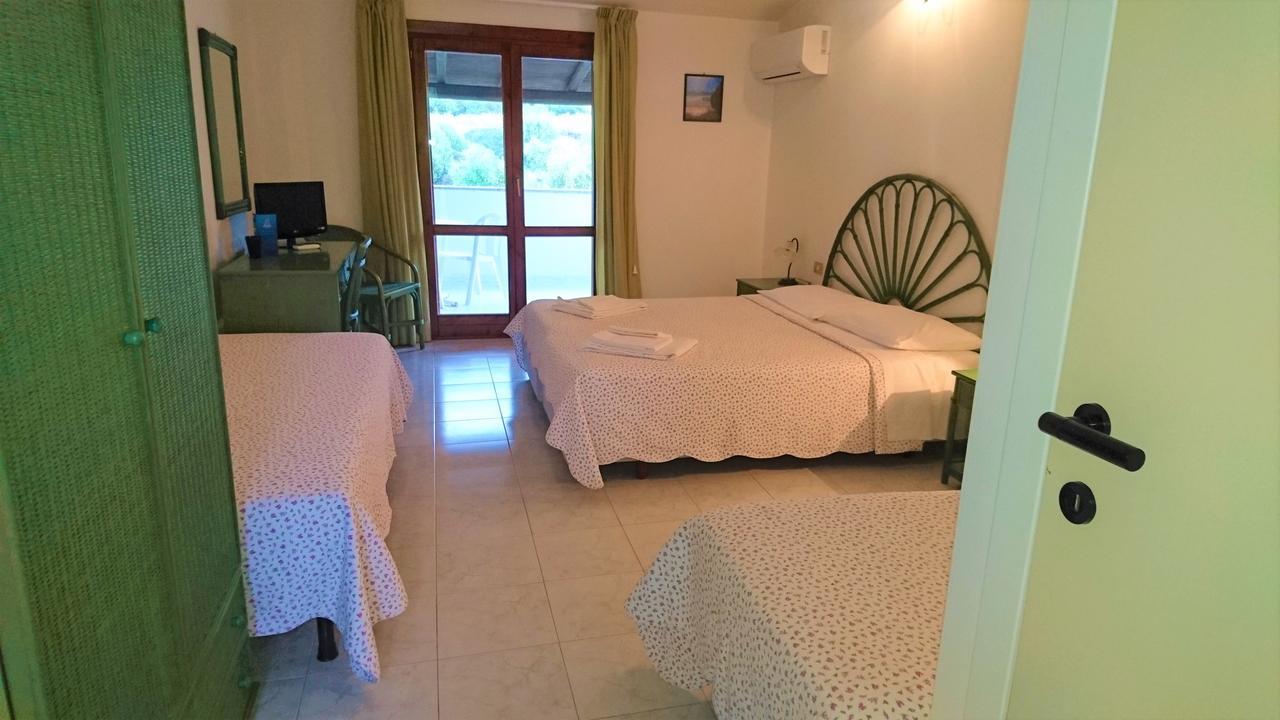 Il Complesso Saraceno Hotel ตอเรเดลเลสเตลเล ภายนอก รูปภาพ