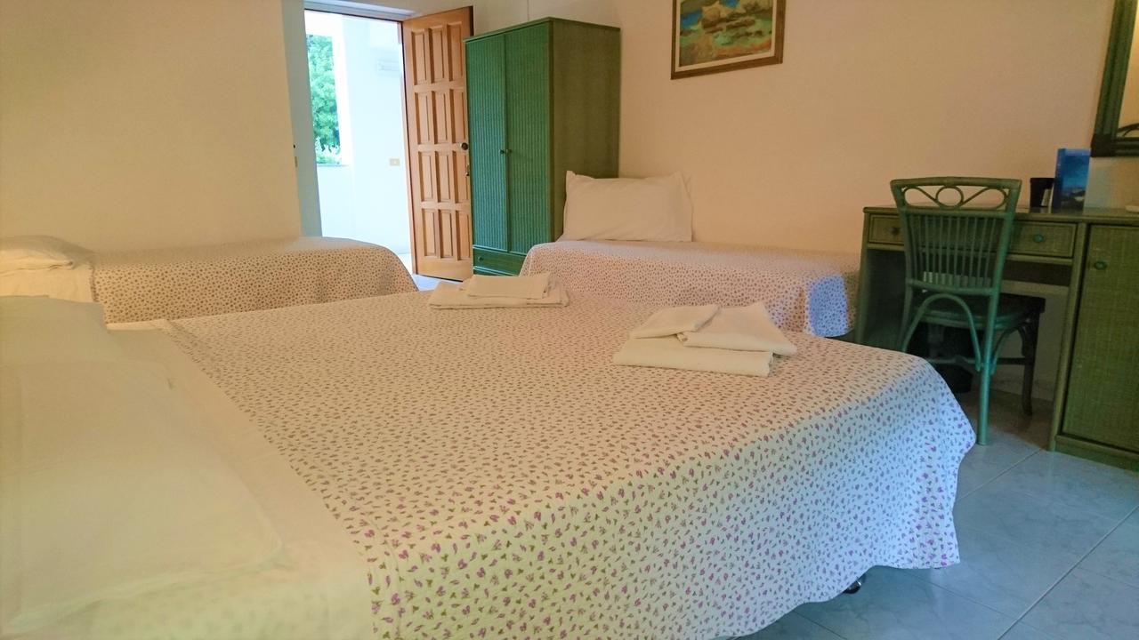 Il Complesso Saraceno Hotel ตอเรเดลเลสเตลเล ภายนอก รูปภาพ