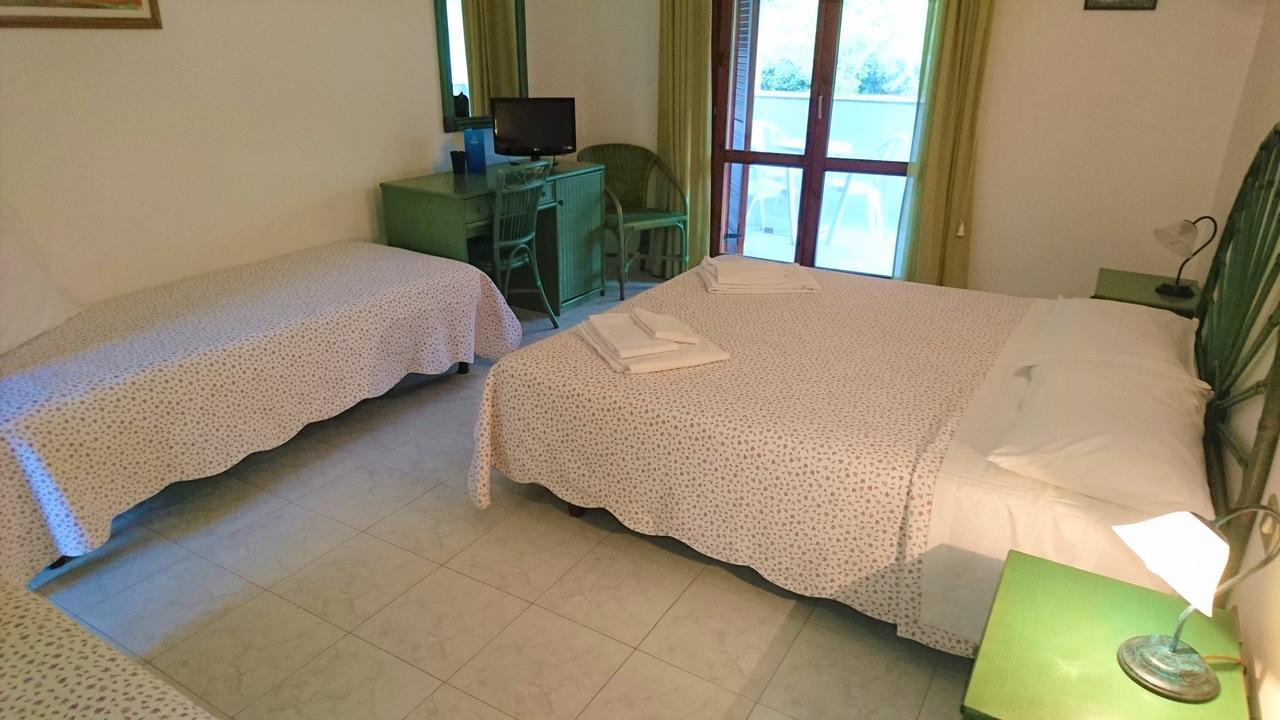 Il Complesso Saraceno Hotel ตอเรเดลเลสเตลเล ภายนอก รูปภาพ